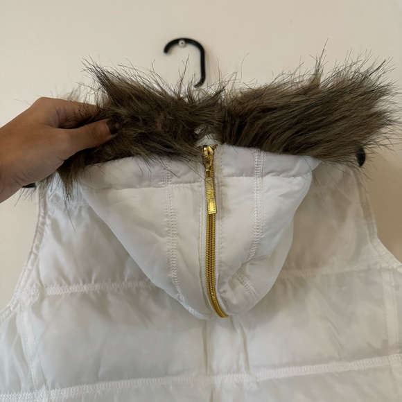 White/Cream South Pole Puffer Vest - Picture 9 of 12